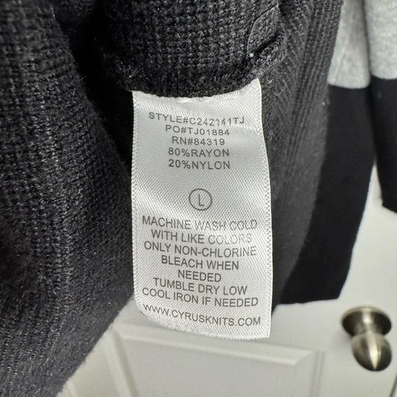 Cyrus Oversized Cardigan - SKU 1051 - Picture 6 of 6